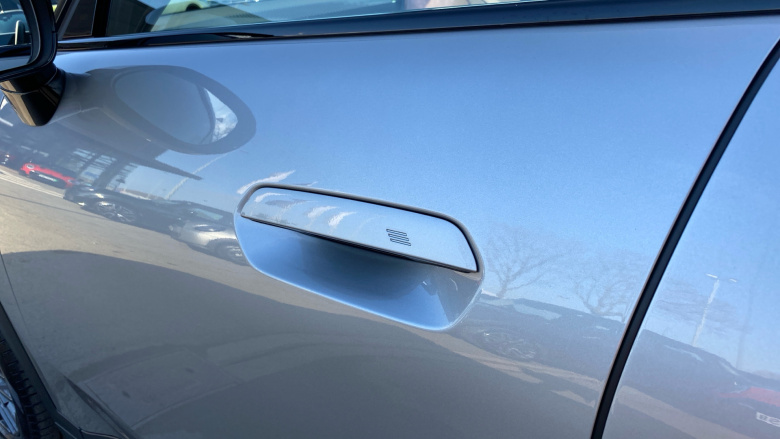 MINI Aceman 135kW E Classic 43kWh 5dr Auto Electric Hatchback